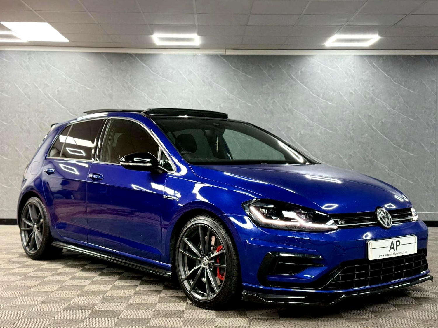 Used Volkswagen Golf 2019 for sale - 76759721: Photo 4