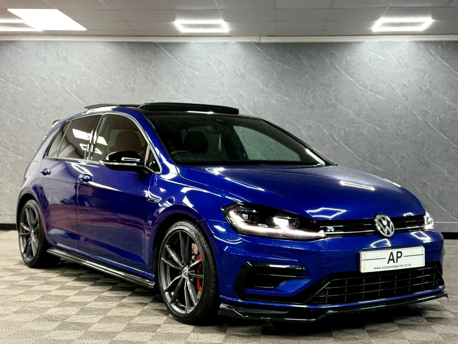 Used Volkswagen Golf 2019 for sale - 76759721: Photo 5