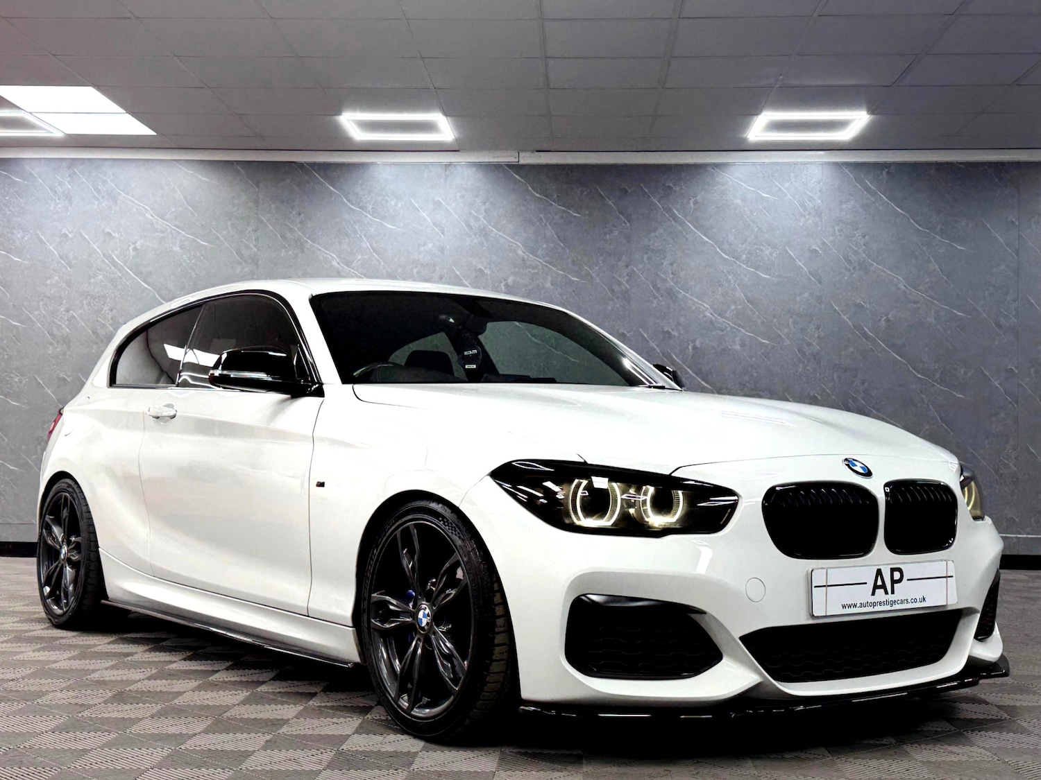 Used BMW 1 Series 2017 for sale - 76165406: Photo 4