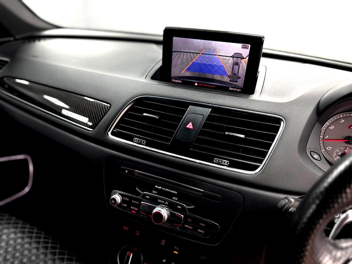 Used Audi RS Q3 2015 for sale - 77398903: Photo 11