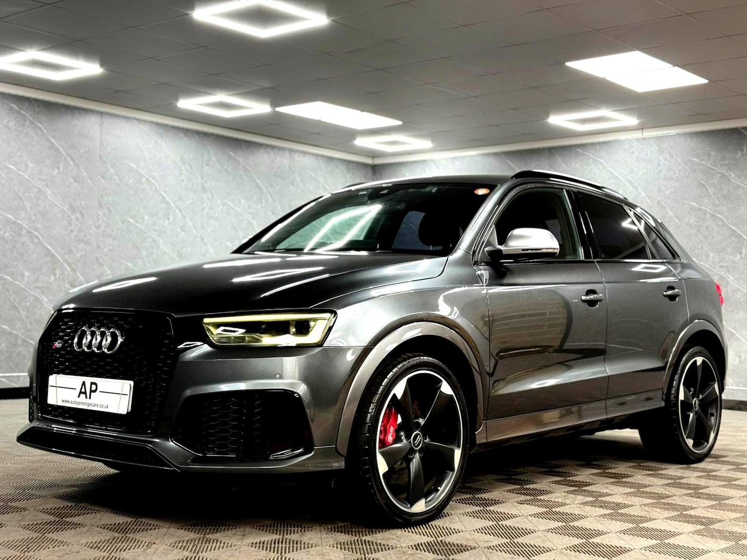 Used Audi RS Q3 2015 for sale - 77398903: Photo 18