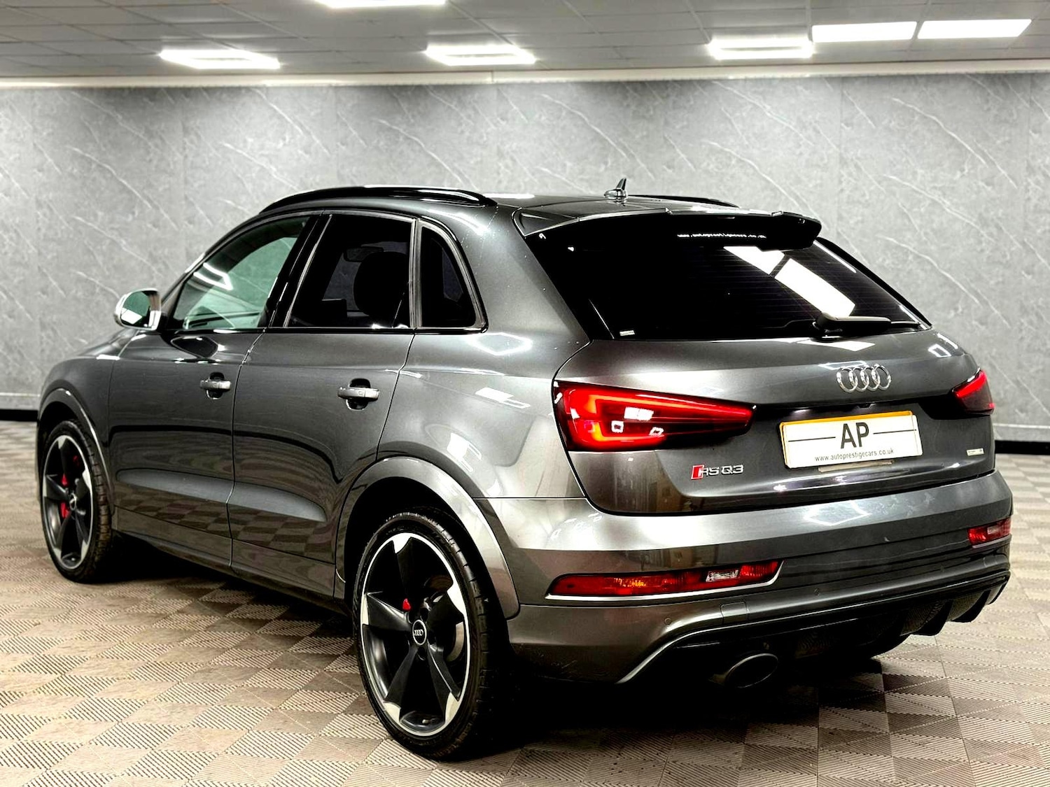 Used Audi RS Q3 2015 for sale - 77398903: Photo 23