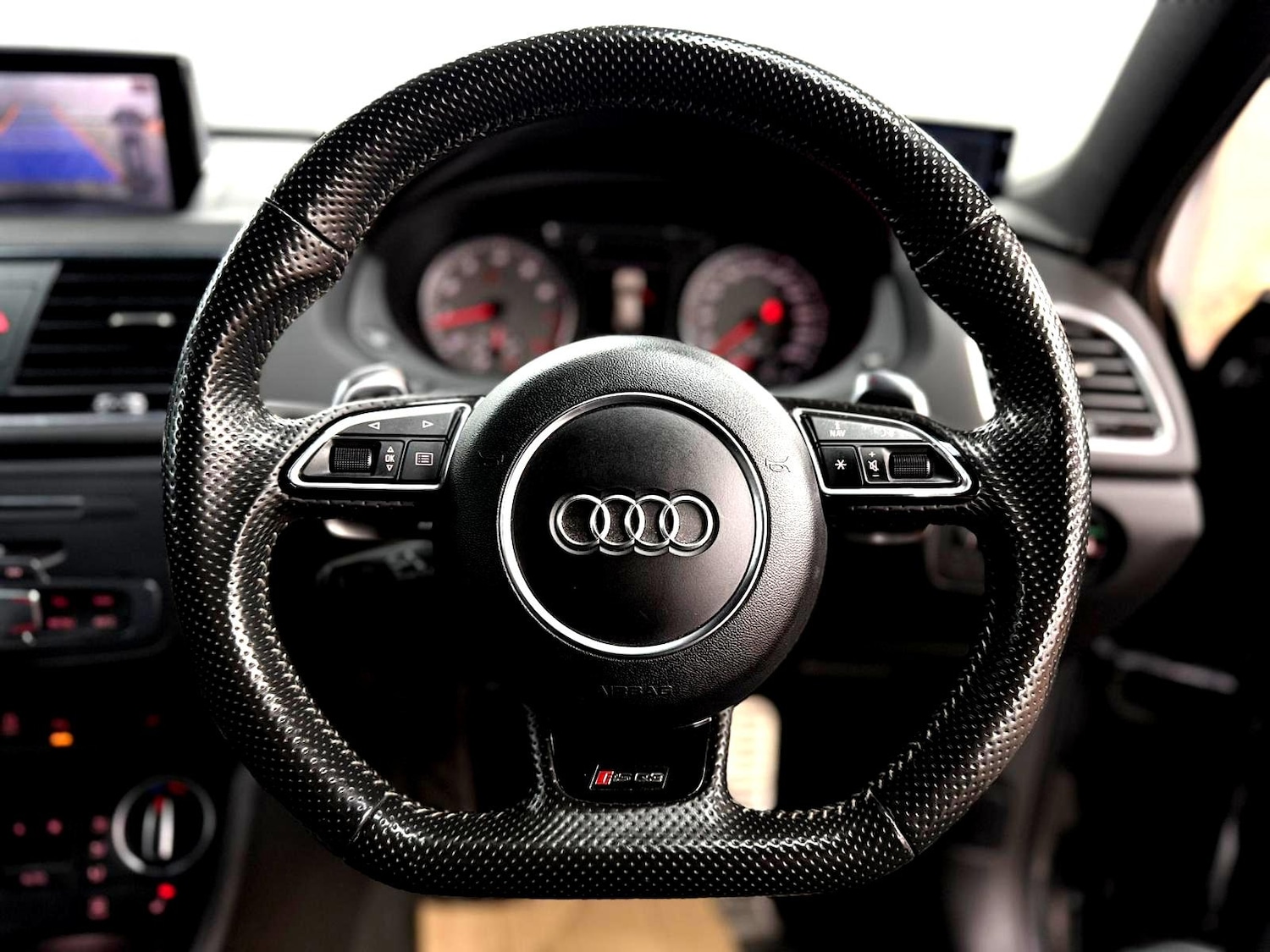 Used Audi RS Q3 2015 for sale - 77398903: Photo 30