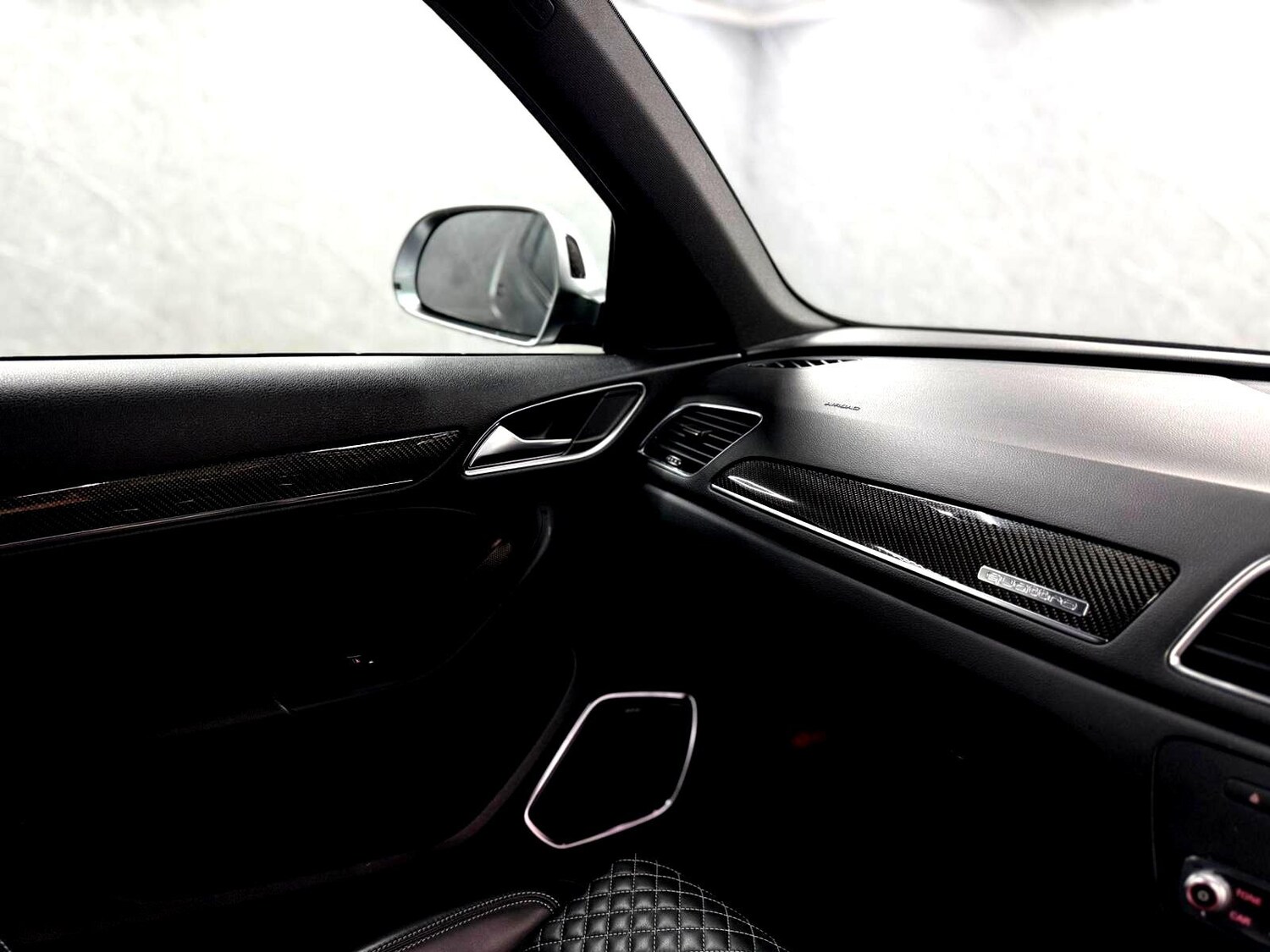 Used Audi RS Q3 2015 for sale - 77398903: Photo 33