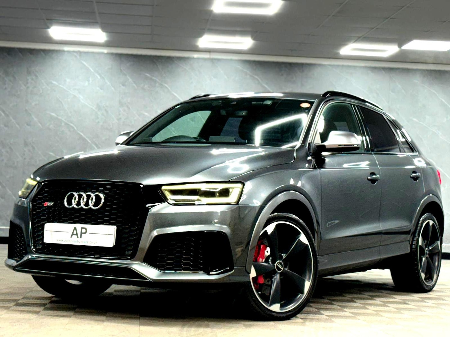 Used Audi RS Q3 2015 for sale - 77398903: Photo 5