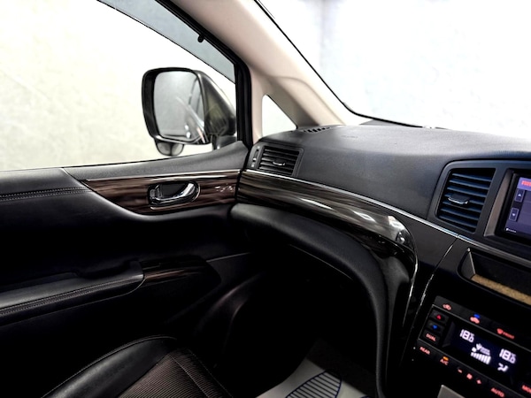 Used Nissan Elgrand 2014 for sale - 75290241: Photo 27
