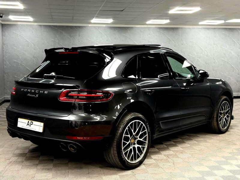 Used Porsche Macan 2017 for sale - 78186576: Photo 22