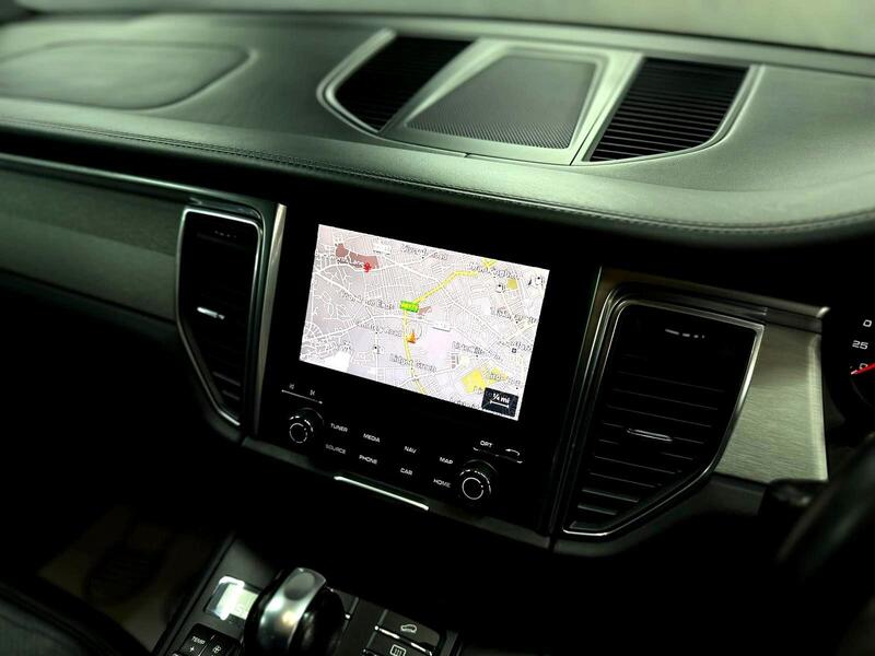 Used Porsche Macan 2017 for sale - 78186576: Photo 41