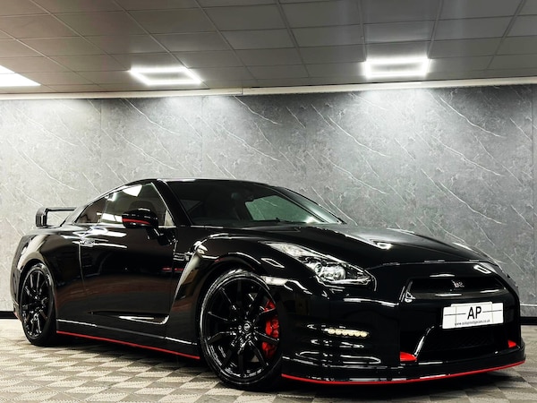 Used Nissan GT-R 2011 for sale - 76249291: Photo 1