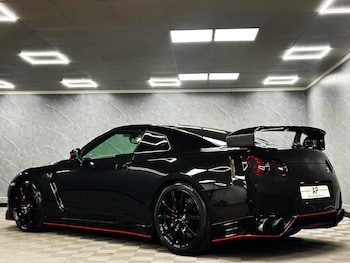 Used Nissan GT-R 2011 for sale - 76249291: Photo 4