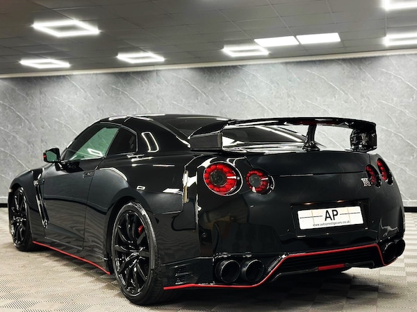 Used Nissan GT-R 2011 for sale - 76249291: Photo 5