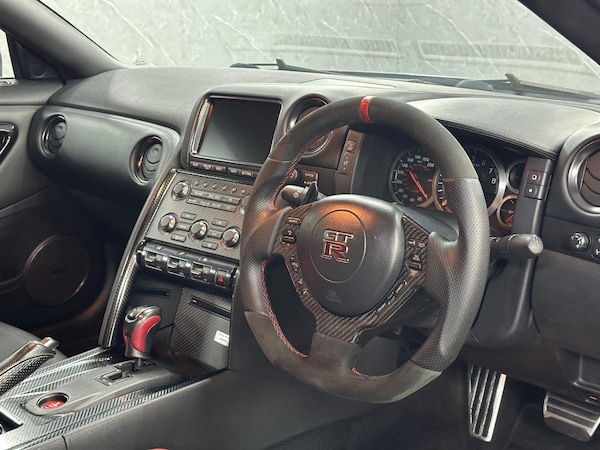 Used Nissan GT-R 2011 for sale - 76249291: Photo 7