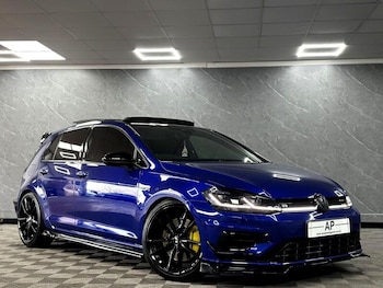 Used Volkswagen Golf 2019 for sale - 78310120: Photo