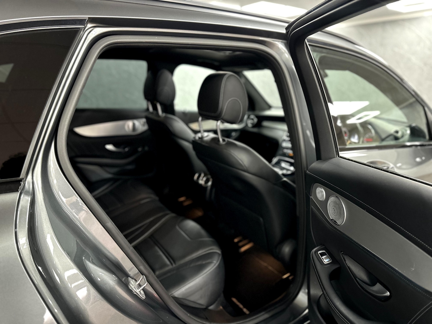 Used Mercedes-Benz GLC 2018 for sale - 77393965: Photo 35