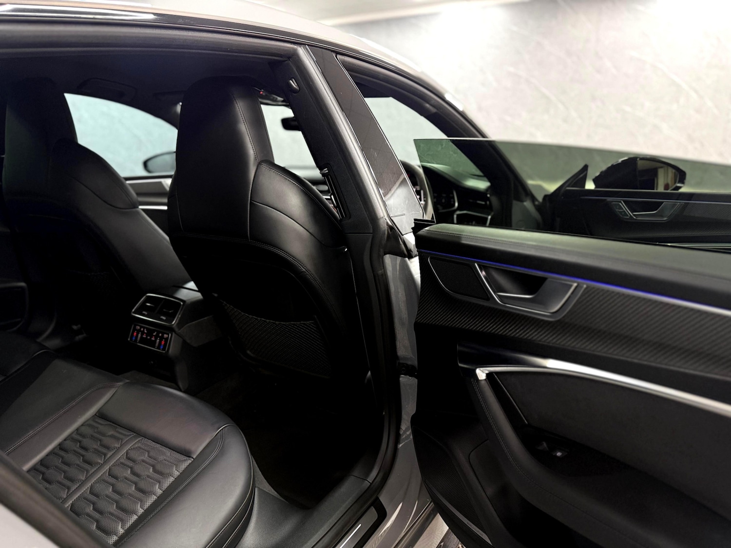 Used Audi RS7 2022 for sale - 76671718: Photo 39