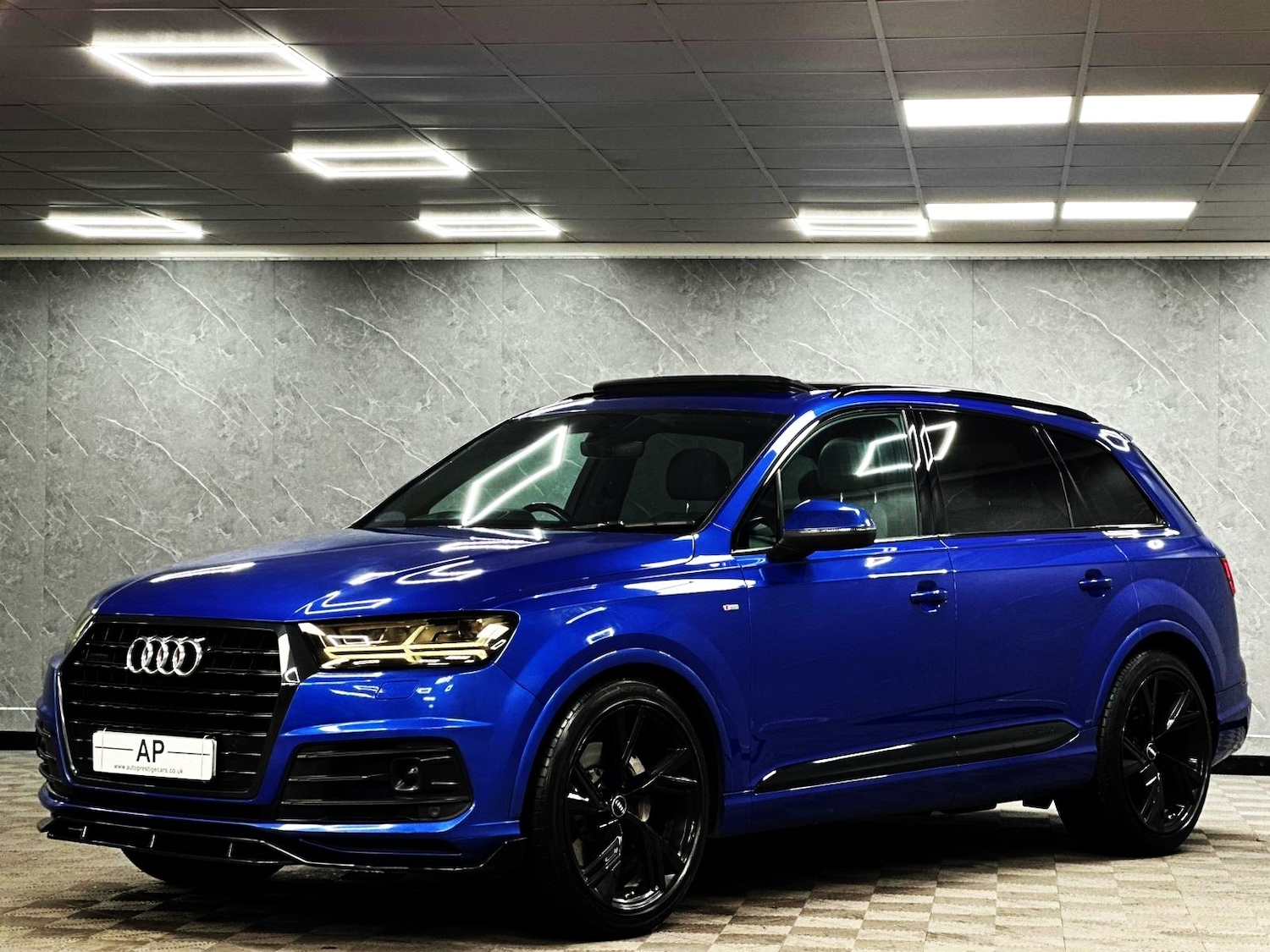 Used Audi Q7 2016 for sale - 76885266: Photo 25