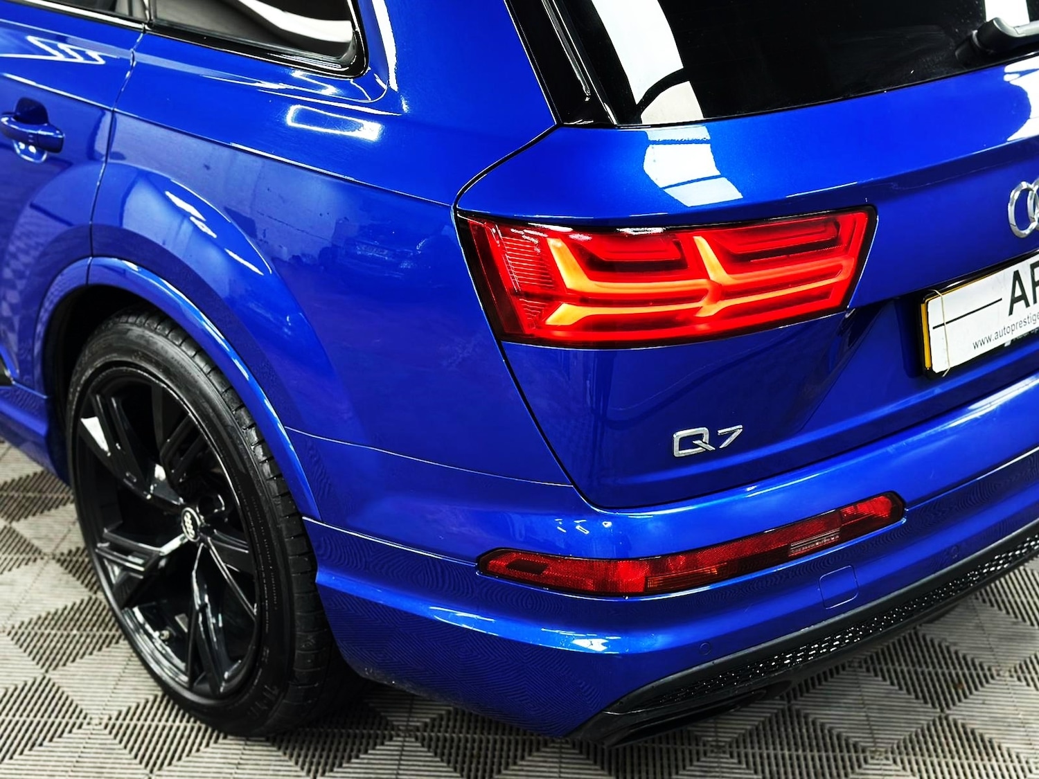 Used Audi Q7 2016 for sale - 76885266: Photo 28