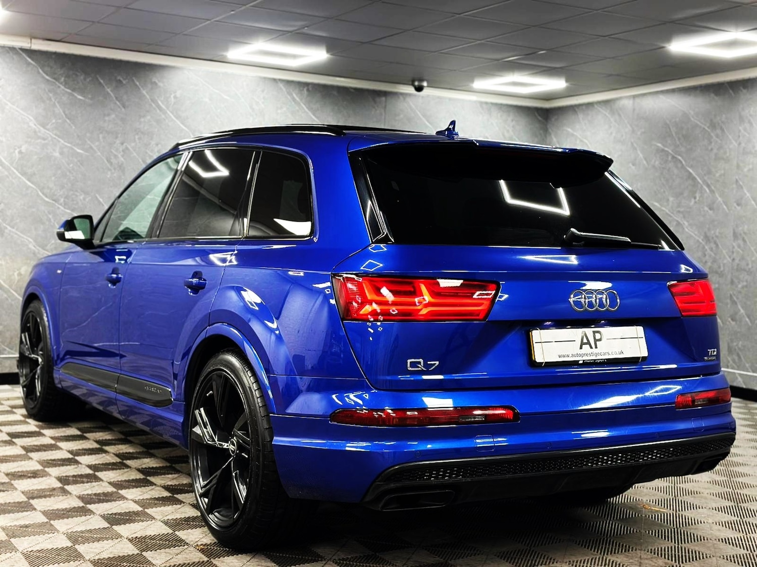 Used Audi Q7 2016 for sale - 76885266: Photo 29