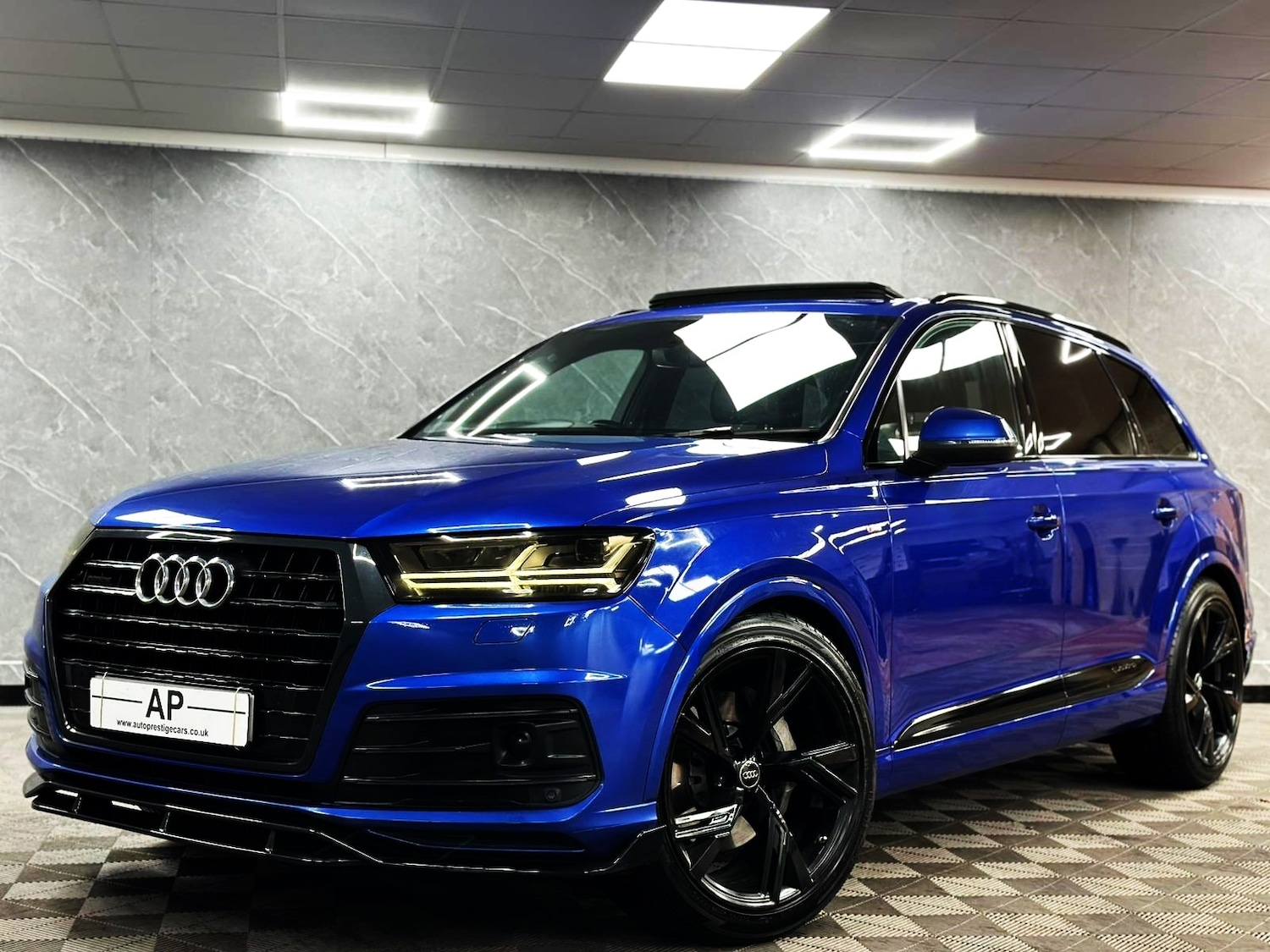 Used Audi Q7 2016 for sale - 76885266: Photo 33