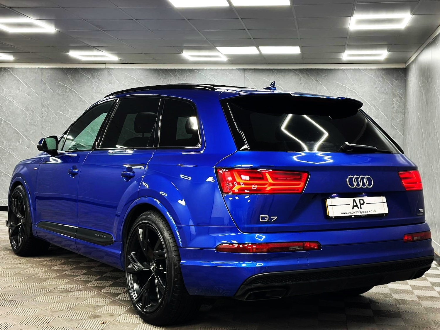 Used Audi Q7 2016 for sale - 76885266: Photo 36