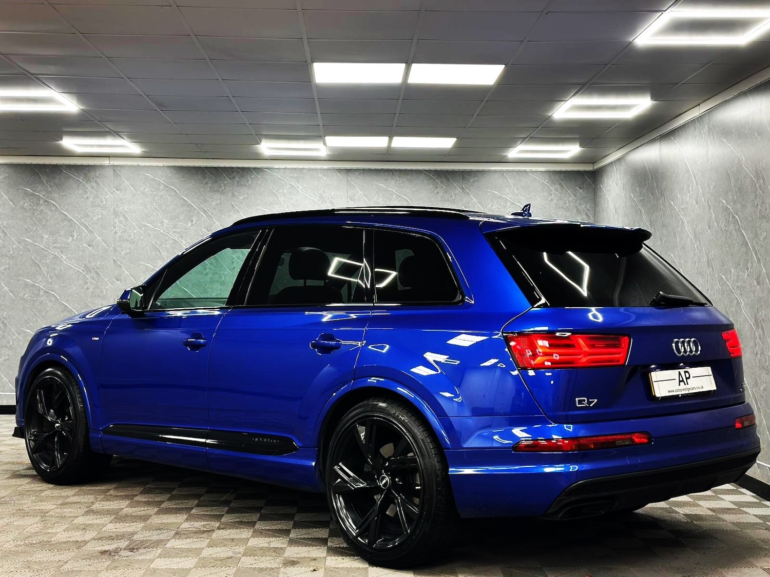 Used Audi Q7 2016 for sale - 76885266: Photo 37