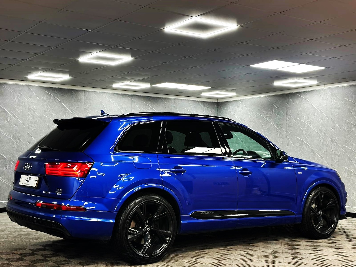 Used Audi Q7 2016 for sale - 76885266: Photo 45