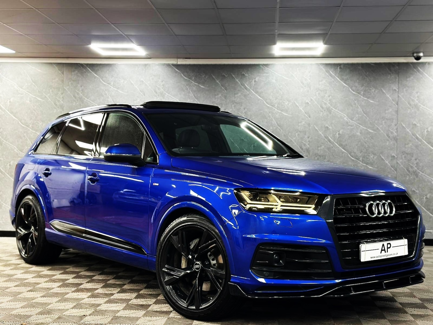 Used Audi Q7 2016 for sale - 76885266: Photo 46