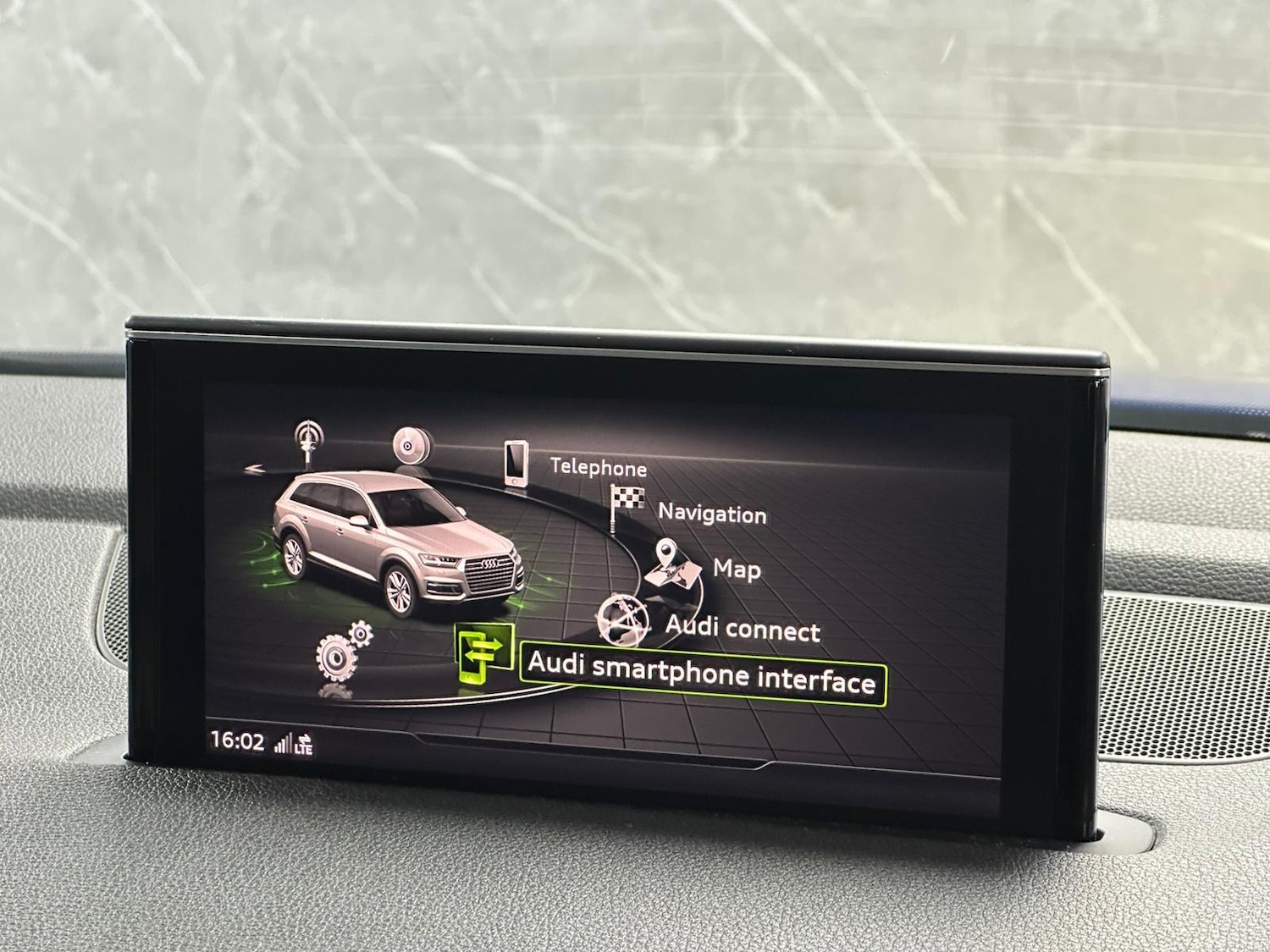 Used Audi Q7 2016 for sale - 76885266: Photo 63