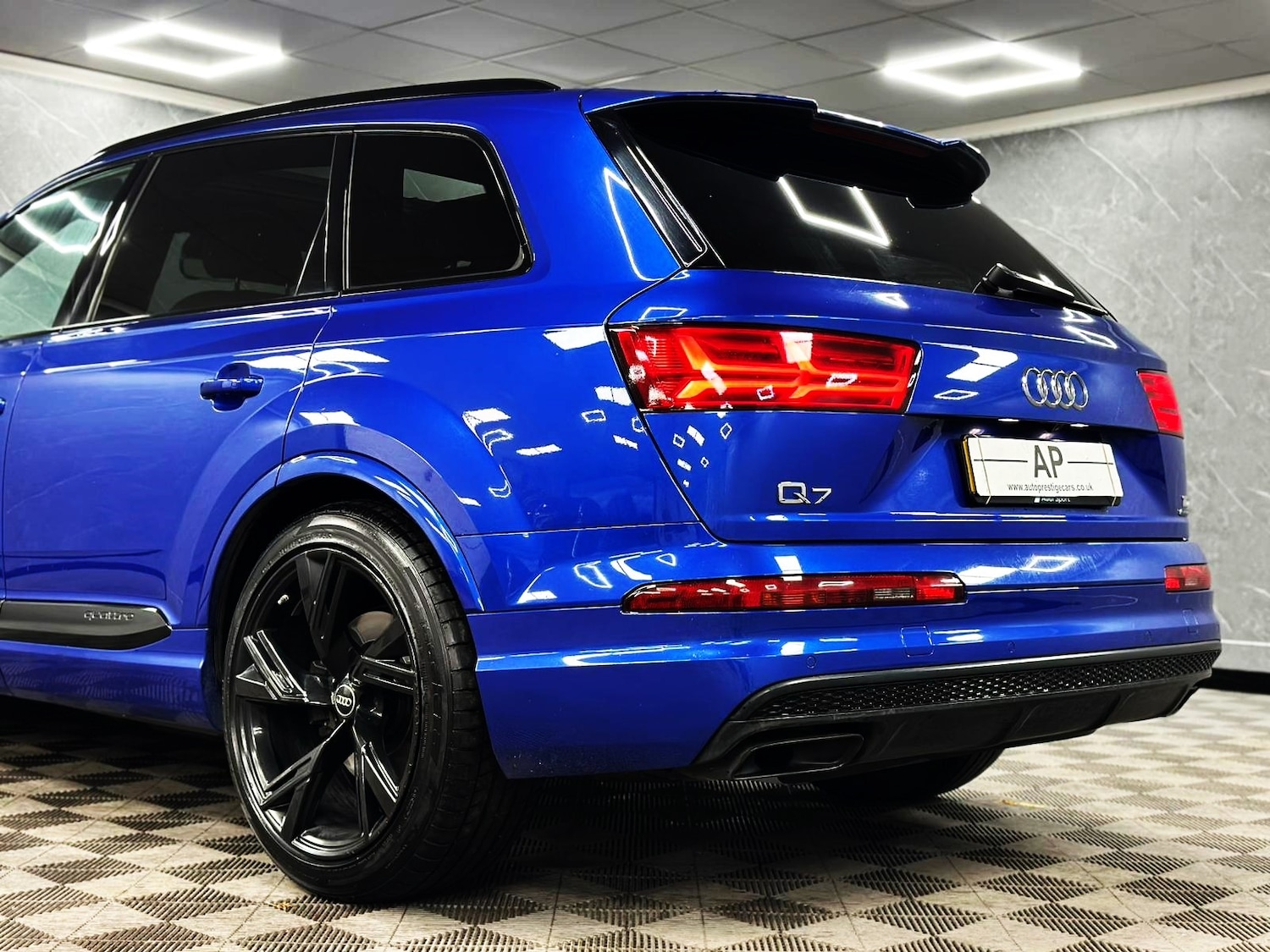 Used Audi Q7 2016 for sale - 76885266: Photo 9