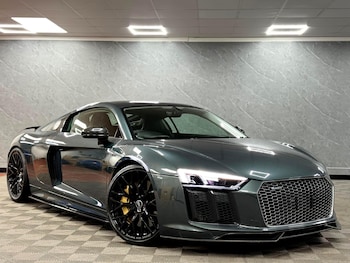 2016 - 5.2 FSI V10 Plus Quattro 2dr S Tronic RARE CAMO GREEN | 3 OWNERS
