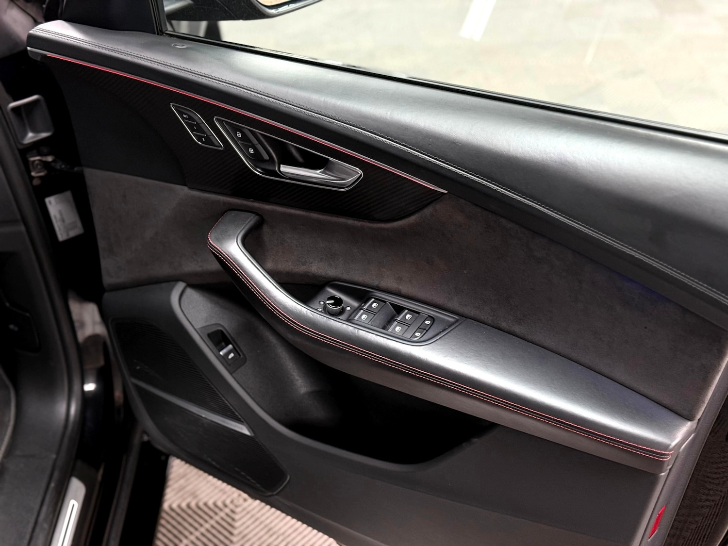 Used Audi RS Q8 2021 for sale - 77201635: Photo 11