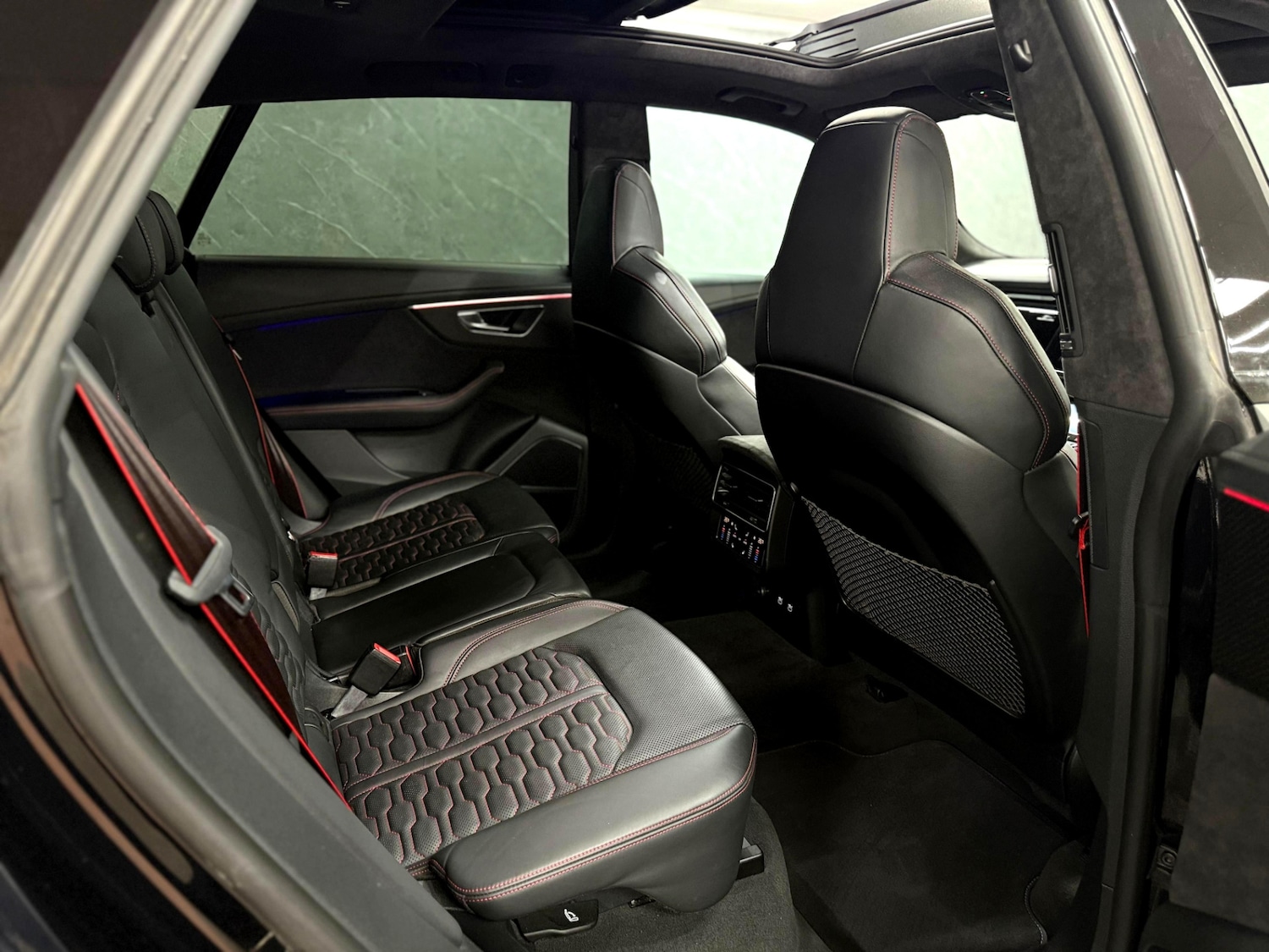 Used Audi RS Q8 2021 for sale - 77201635: Photo 15