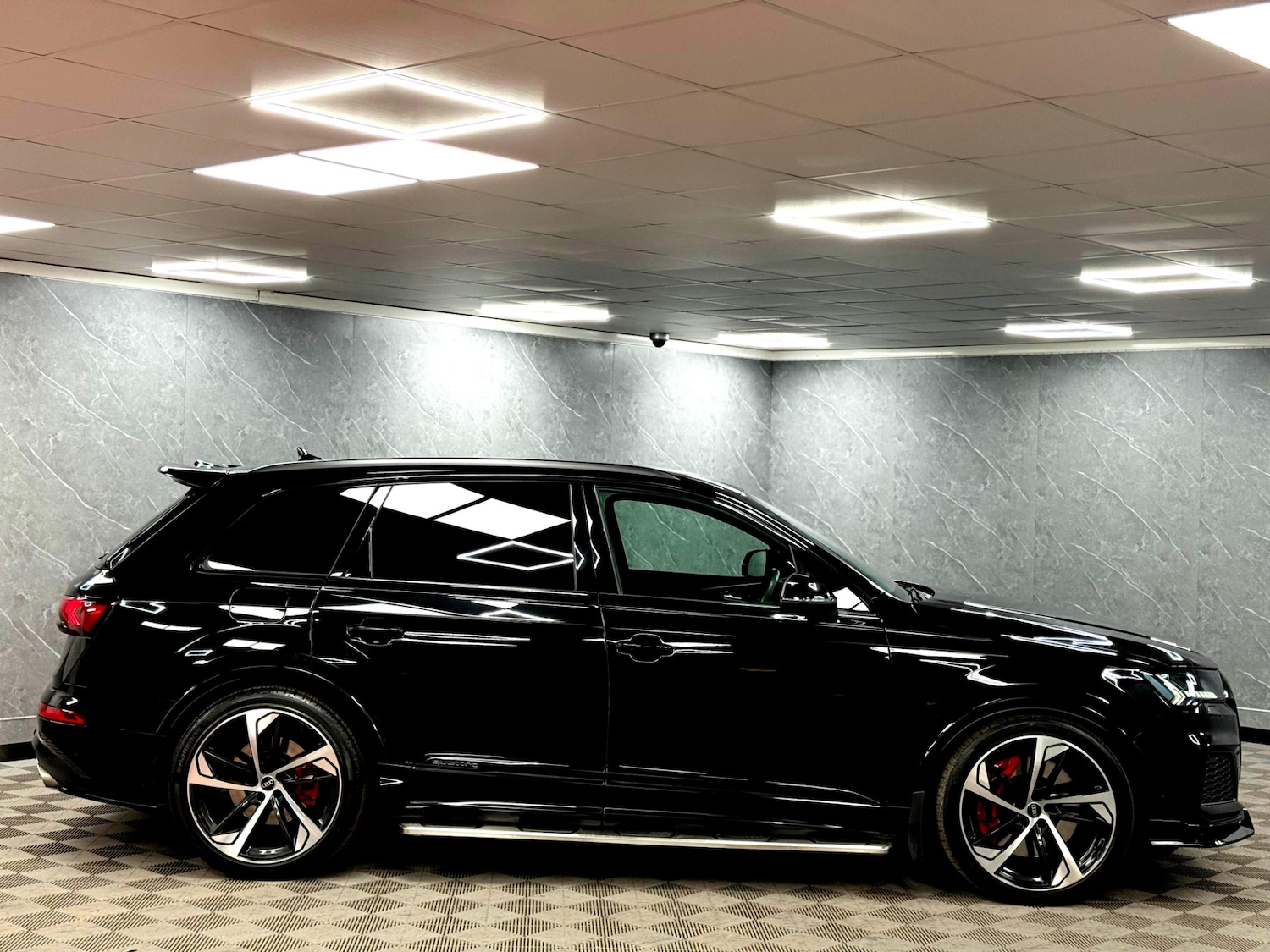 Used Audi SQ7 2022 for sale - 77242006: Photo 31