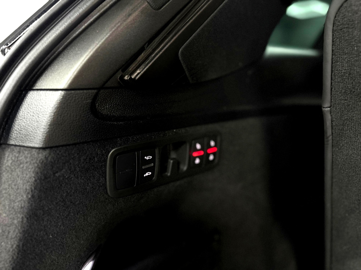 Used Audi SQ7 2022 for sale - 77242006: Photo 33