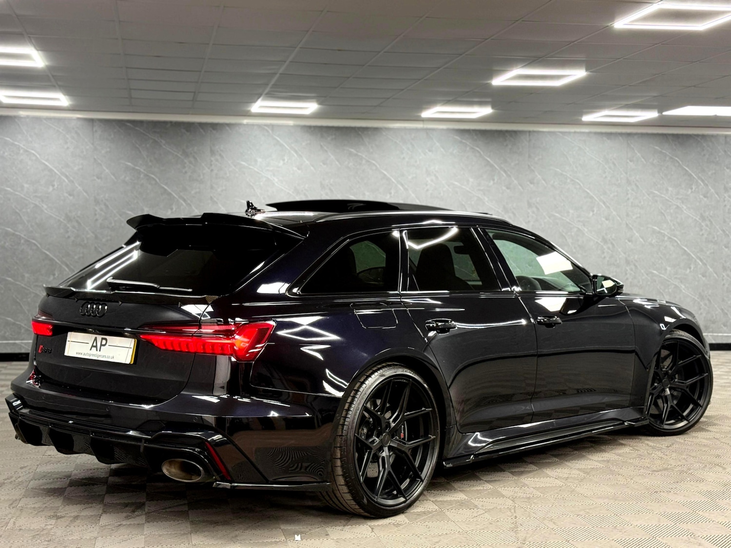 Used Audi RS6 2020 for sale - 76446101: Photo 11