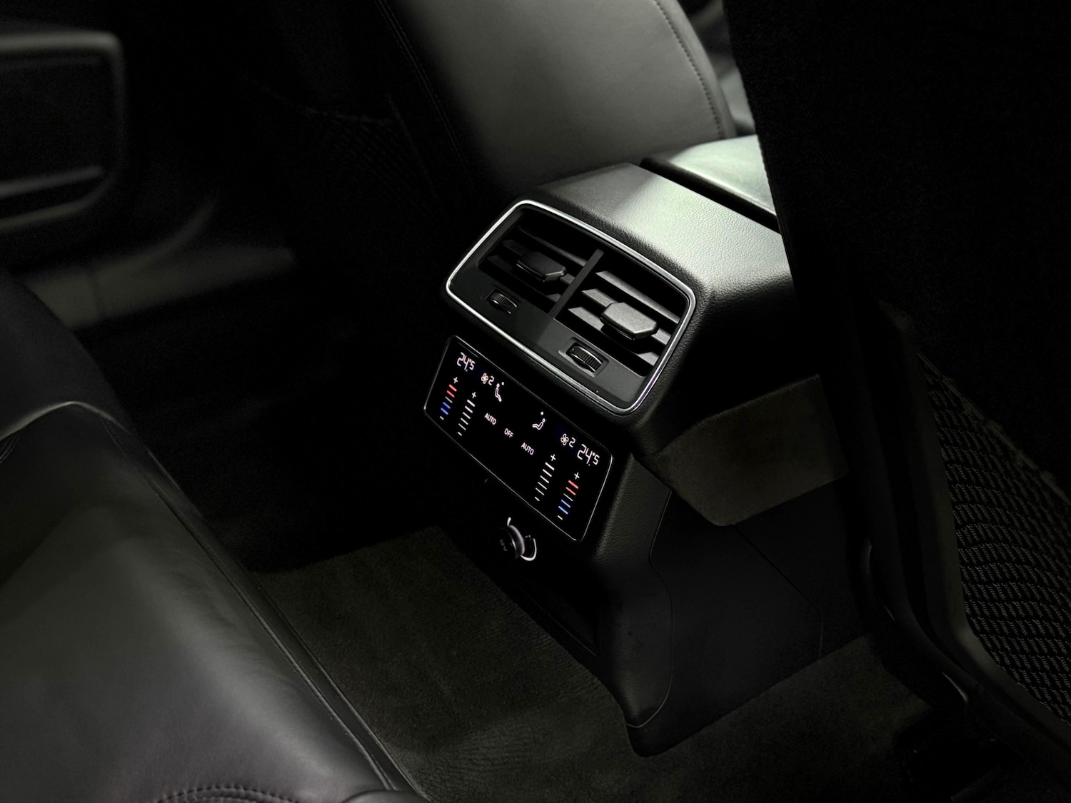 Used Audi RS6 2020 for sale - 76446101: Photo 37