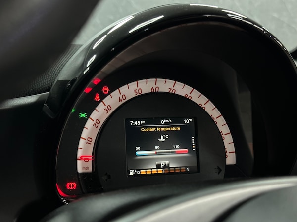 Used smart fortwo 2016 for sale - 76246348: Photo 16