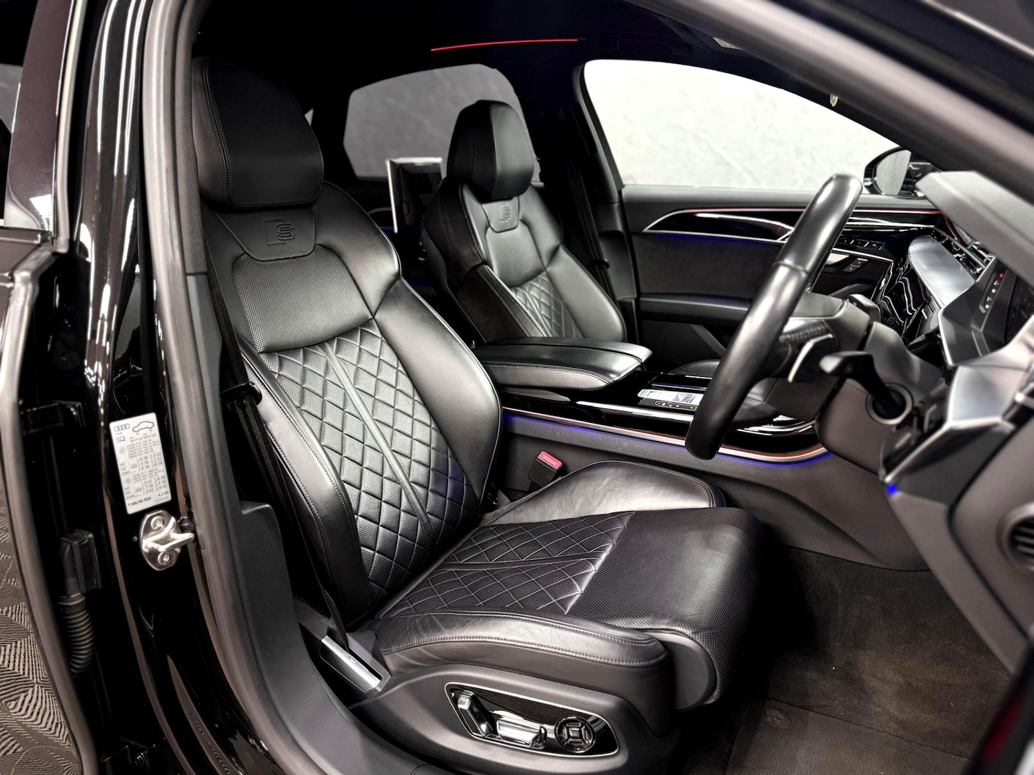 Used Audi A8 2020 for sale - 76446130: Photo 10