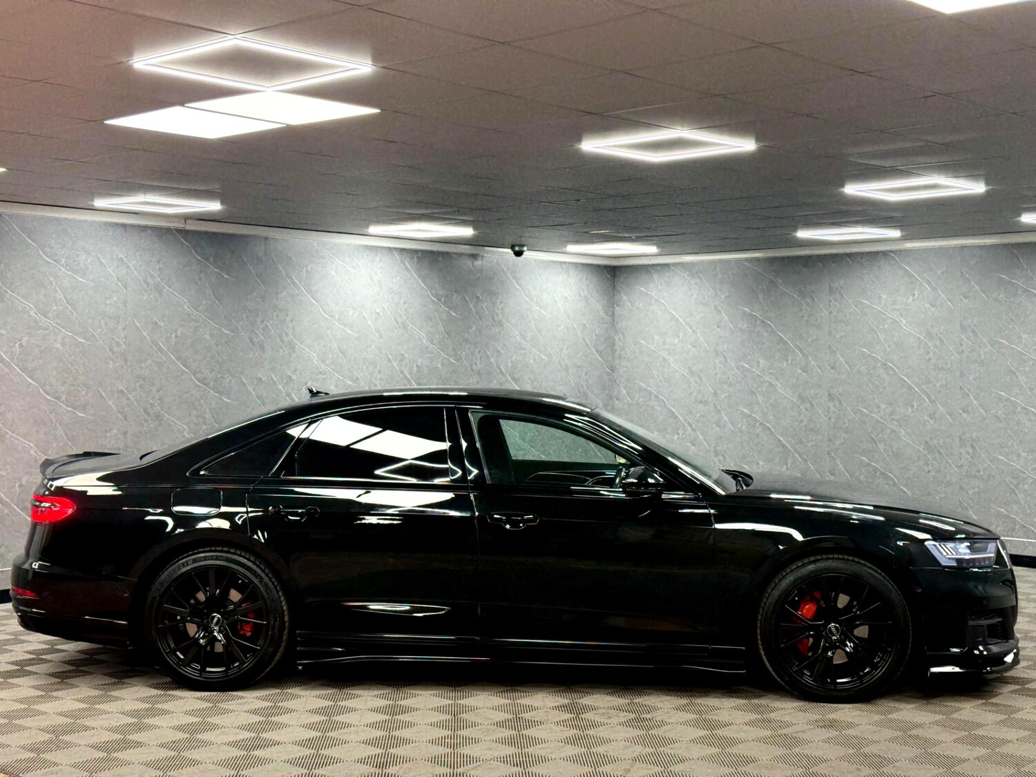 Used Audi A8 2020 for sale - 76446130: Photo 35