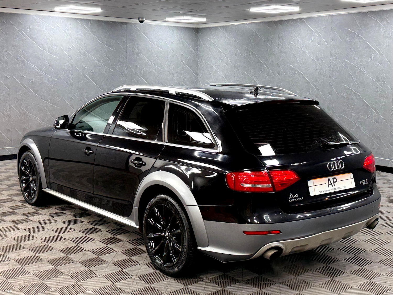 Used Audi A4 Allroad 2009 for sale - 76946950: Photo 15