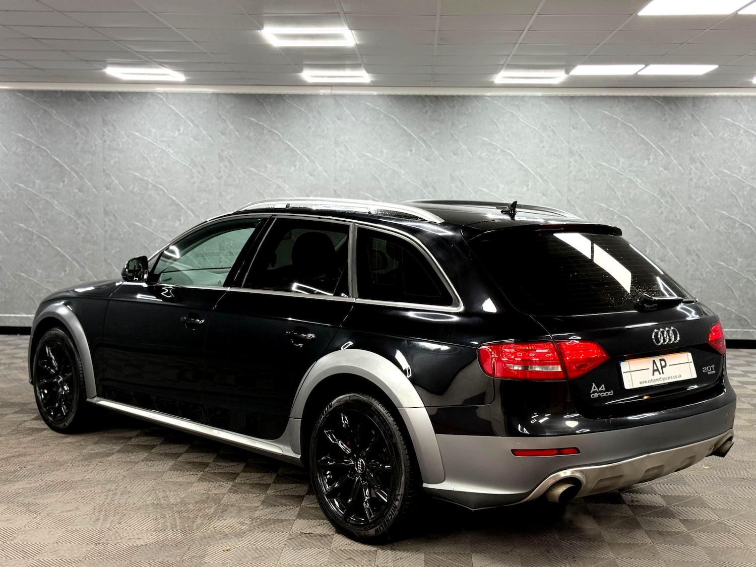 Used Audi A4 Allroad 2009 for sale - 76946950: Photo 17