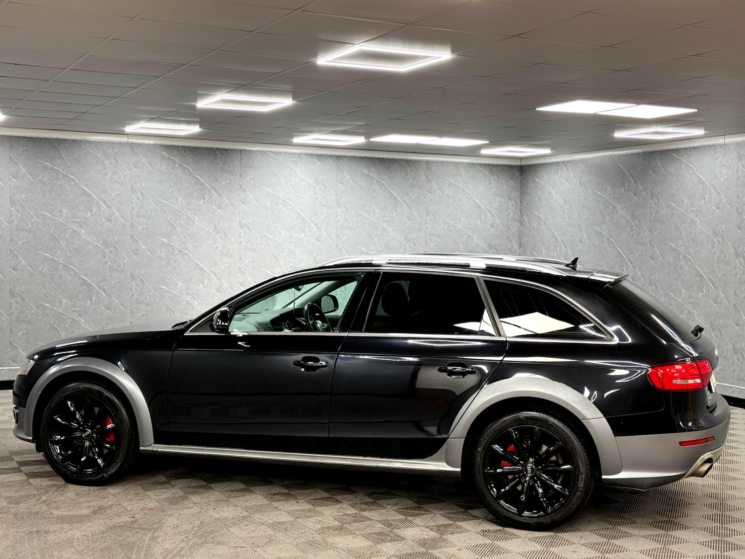 Used Audi A4 Allroad 2009 for sale - 76946950: Photo 18