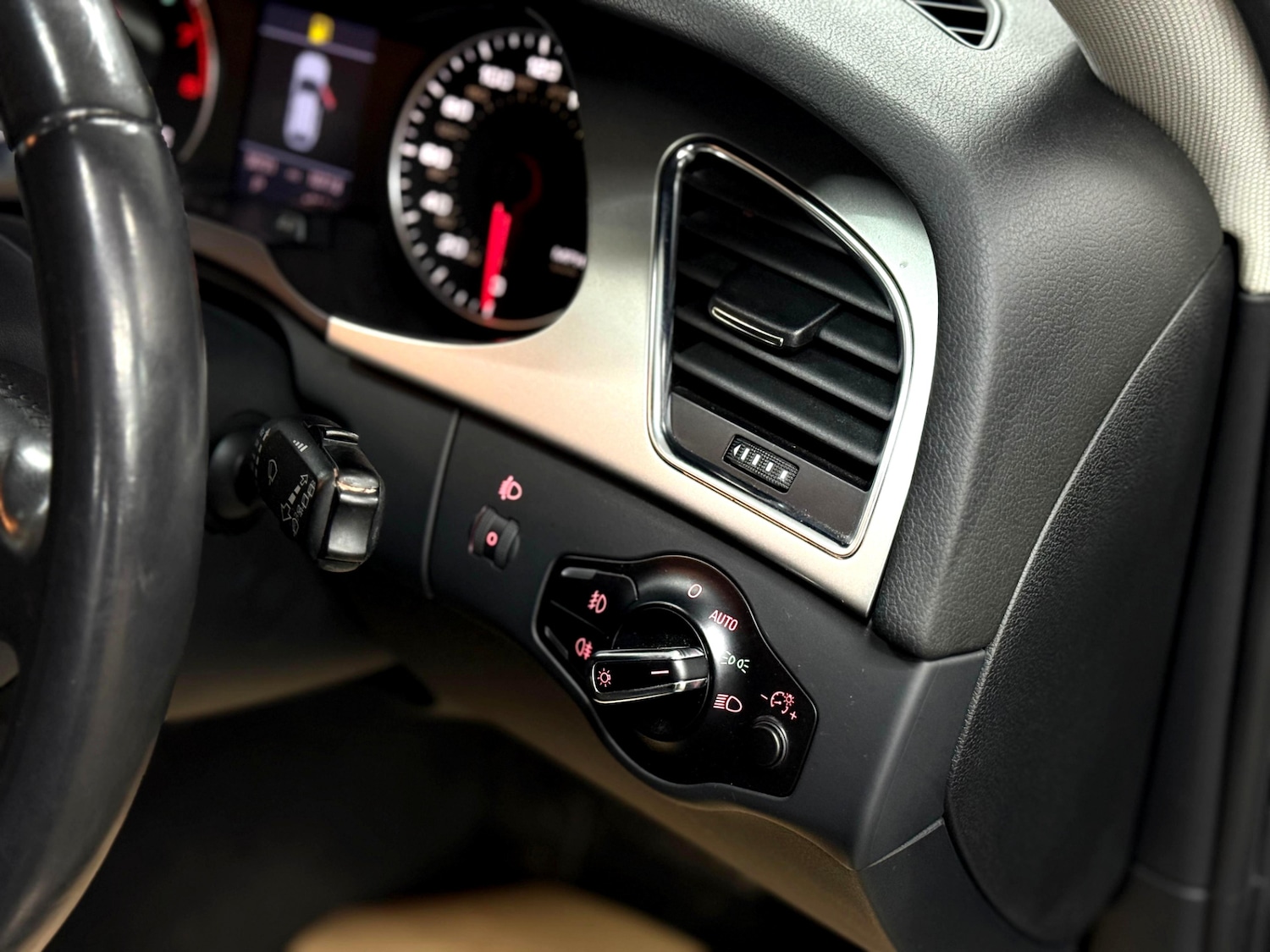 Used Audi A4 Allroad 2009 for sale - 76946950: Photo 30