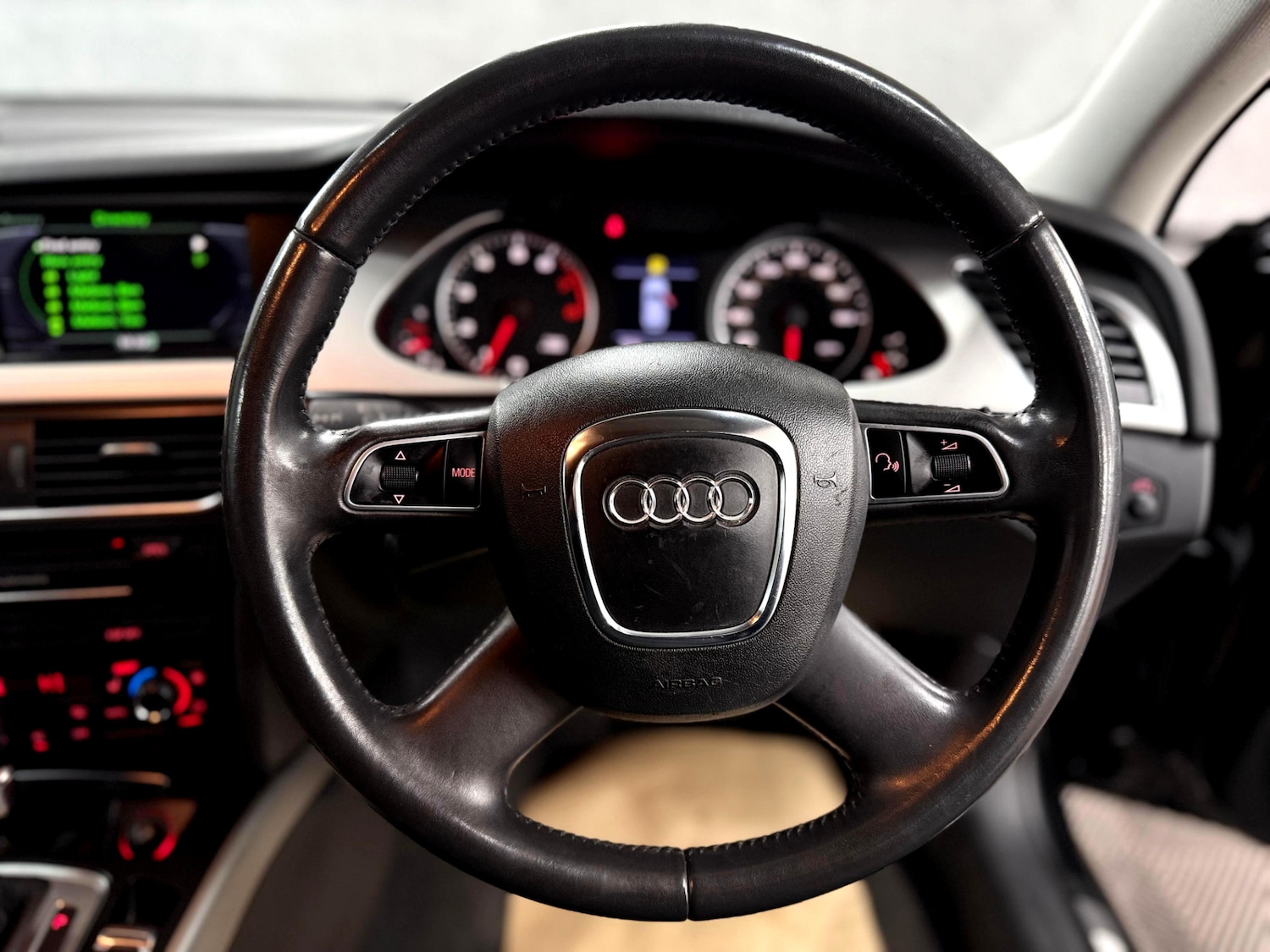 Used Audi A4 Allroad 2009 for sale - 76946950: Photo 31