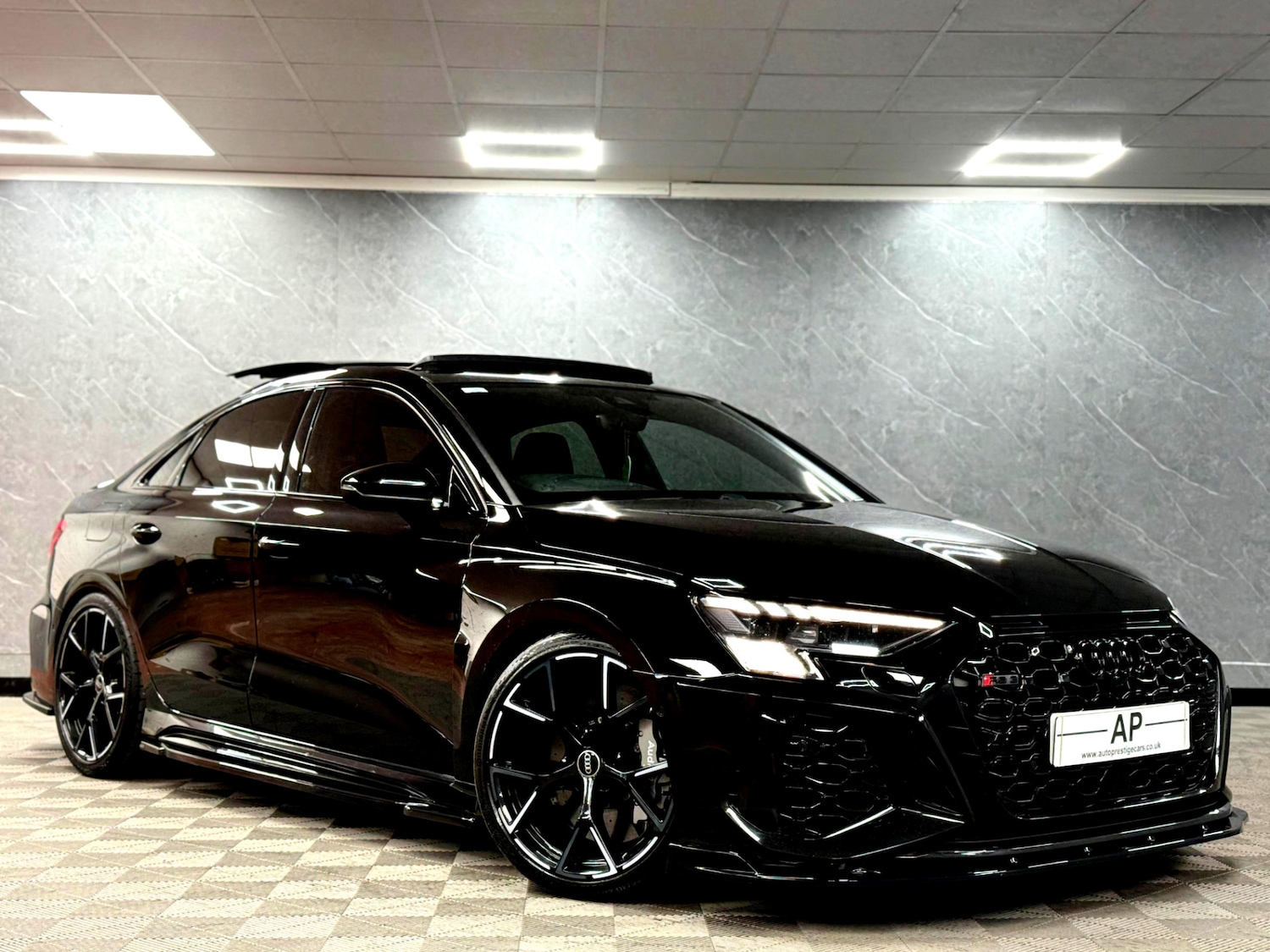 Used Audi RS3 2022 for sale - 76407683: Photo 3