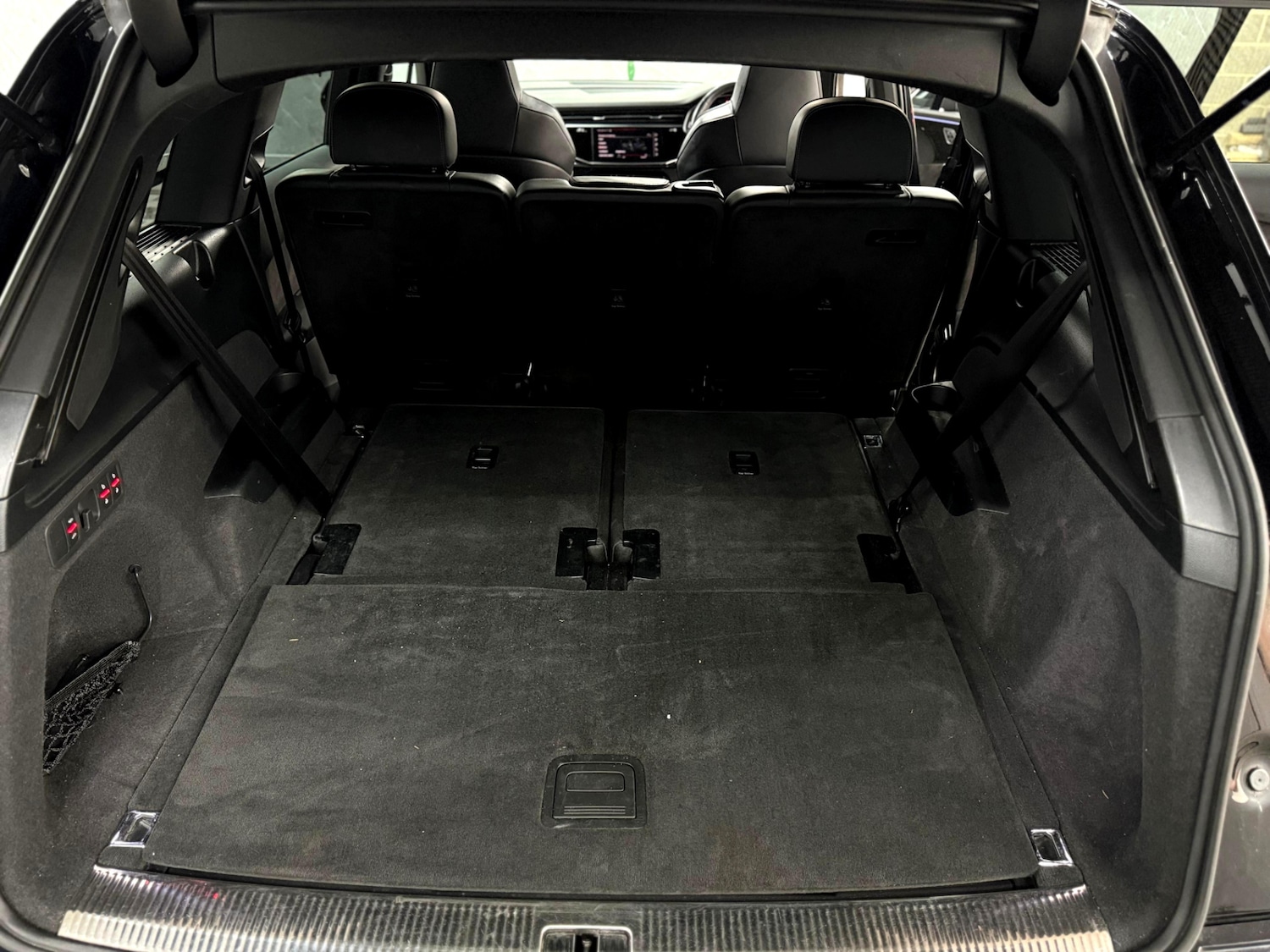 Used Audi SQ7 2021 for sale - 76671026: Photo 16