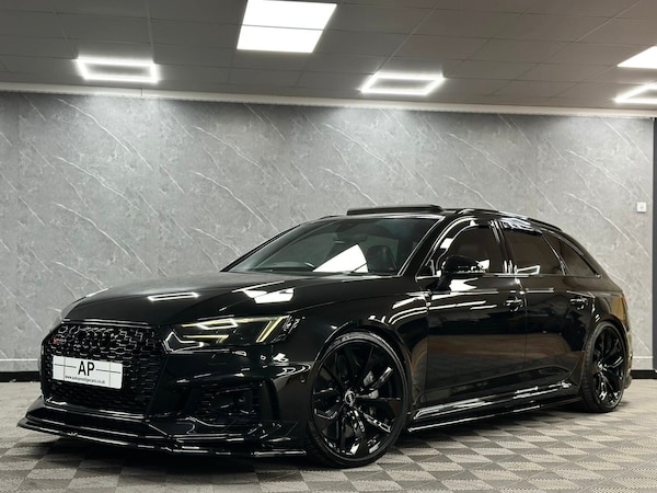 Used Audi RS4 2018 for sale - 76314226: Photo 2