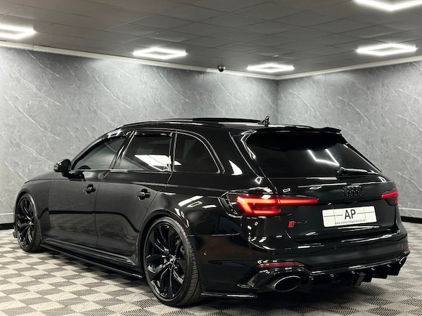 Used Audi RS4 2018 for sale - 76314226: Photo 80