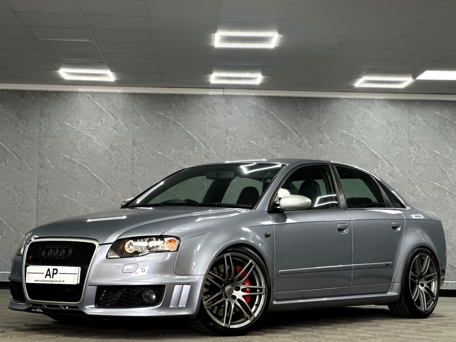 Used Audi RS4 2006 for sale - 77803471: Photo 2