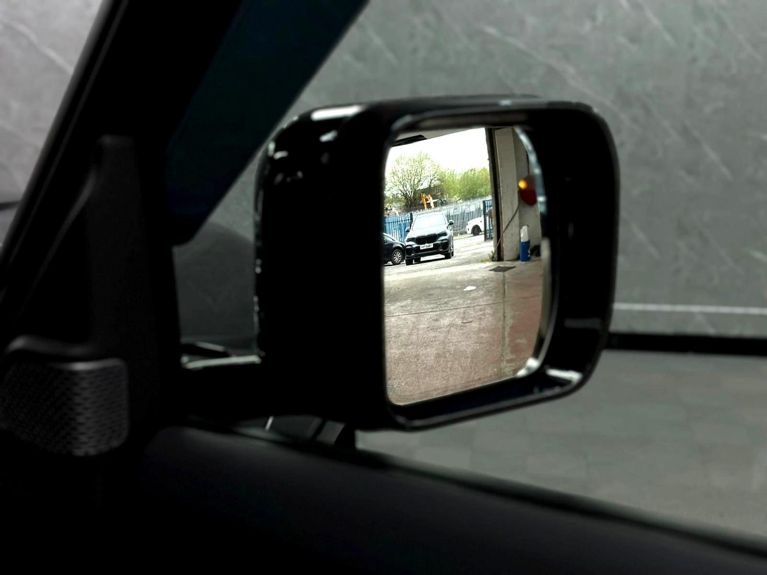 Used Land Rover Defender 2024 for sale - 76597511: Photo 28